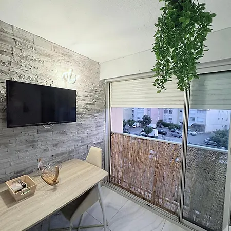 Charmant Studio